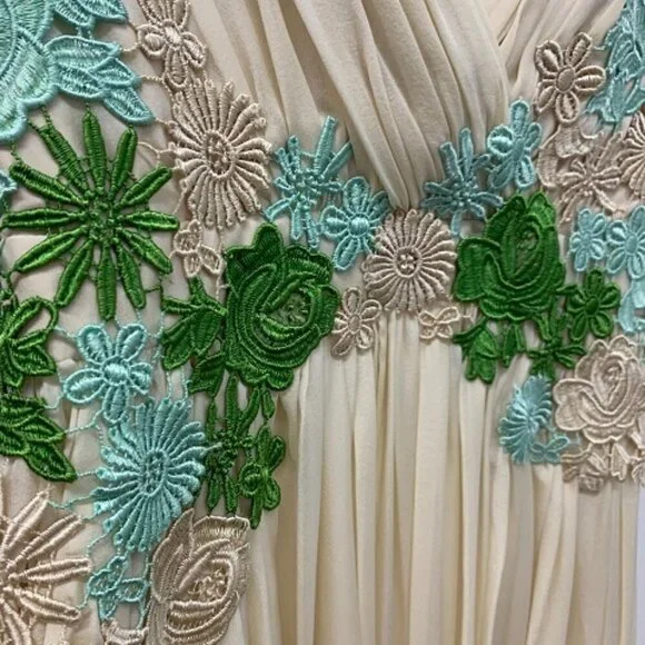 Badgley Mischka Collection Silk Gown - Picture 2 of 8